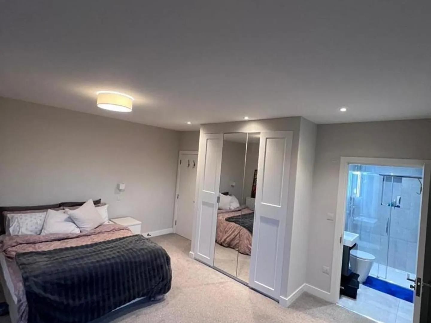 3Br-3Bath-Central London-Parking-Petsok-Fireplace 0*, London